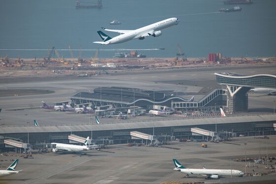Cathay Pacific Flies Fewer Than 600 Passengers a Day on Average