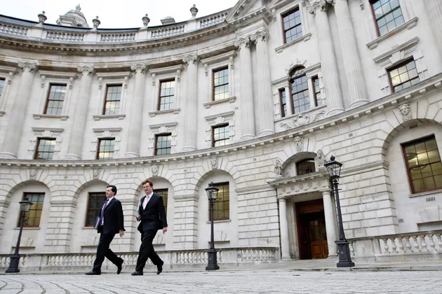 A Global Bond Rally With Grim Tidings