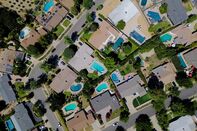 Houses For Sale In Los Angeles As US Mortgage Rates Climb