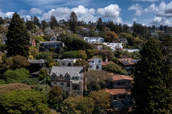Homes In California As The State's Home Insurance Rates Surge