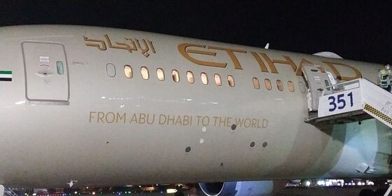 Etihad in Second Flight to Israel, This Time Proclaiming Its Name
