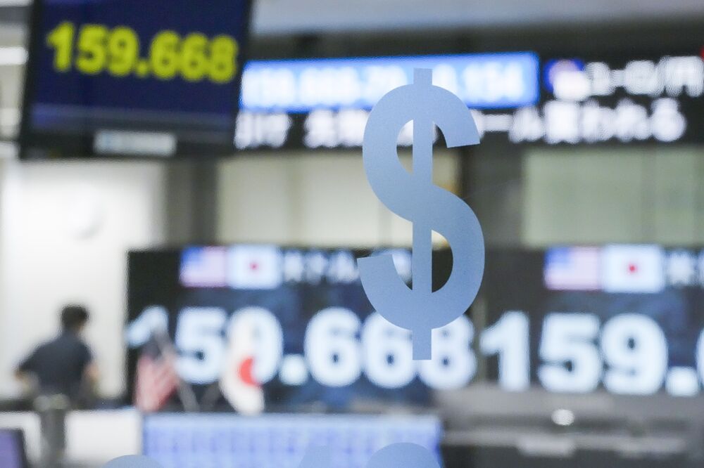 ニトリHDなど「円高メリット」銘柄買われる、過度な円安の修正期待