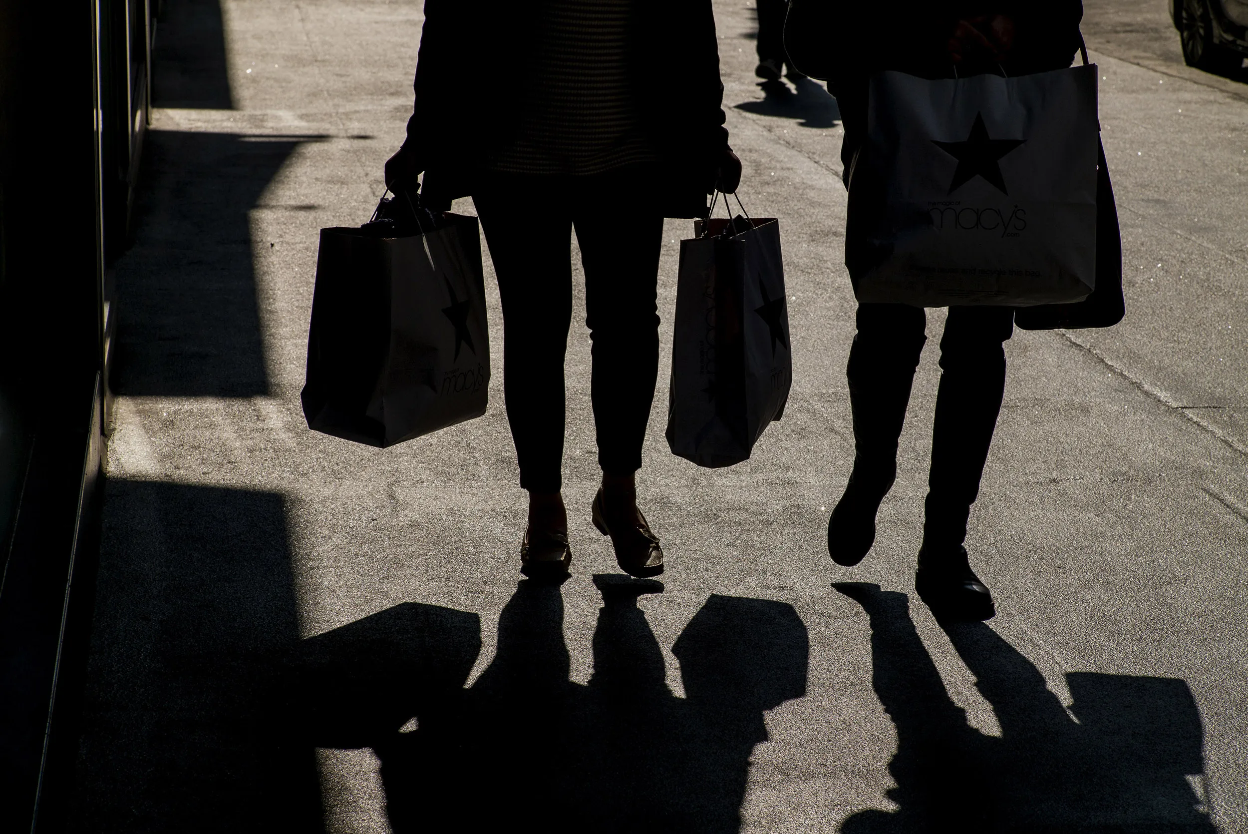Shoppers in San Francisco.

