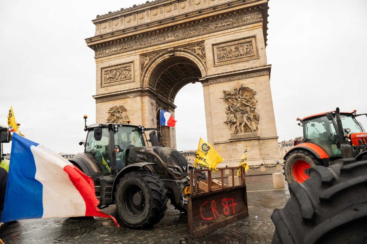 assets.bwbx.io image