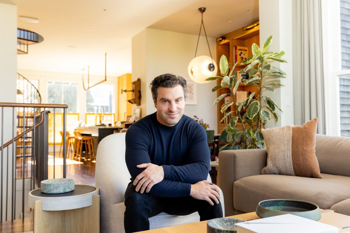 Airbnb'nin Chesky'si, ABD'nin Çin Açık Kaynaklı Yapay Zeka Modellerinin Kullanımını 'Yanlış Anladığını' Söyledi
