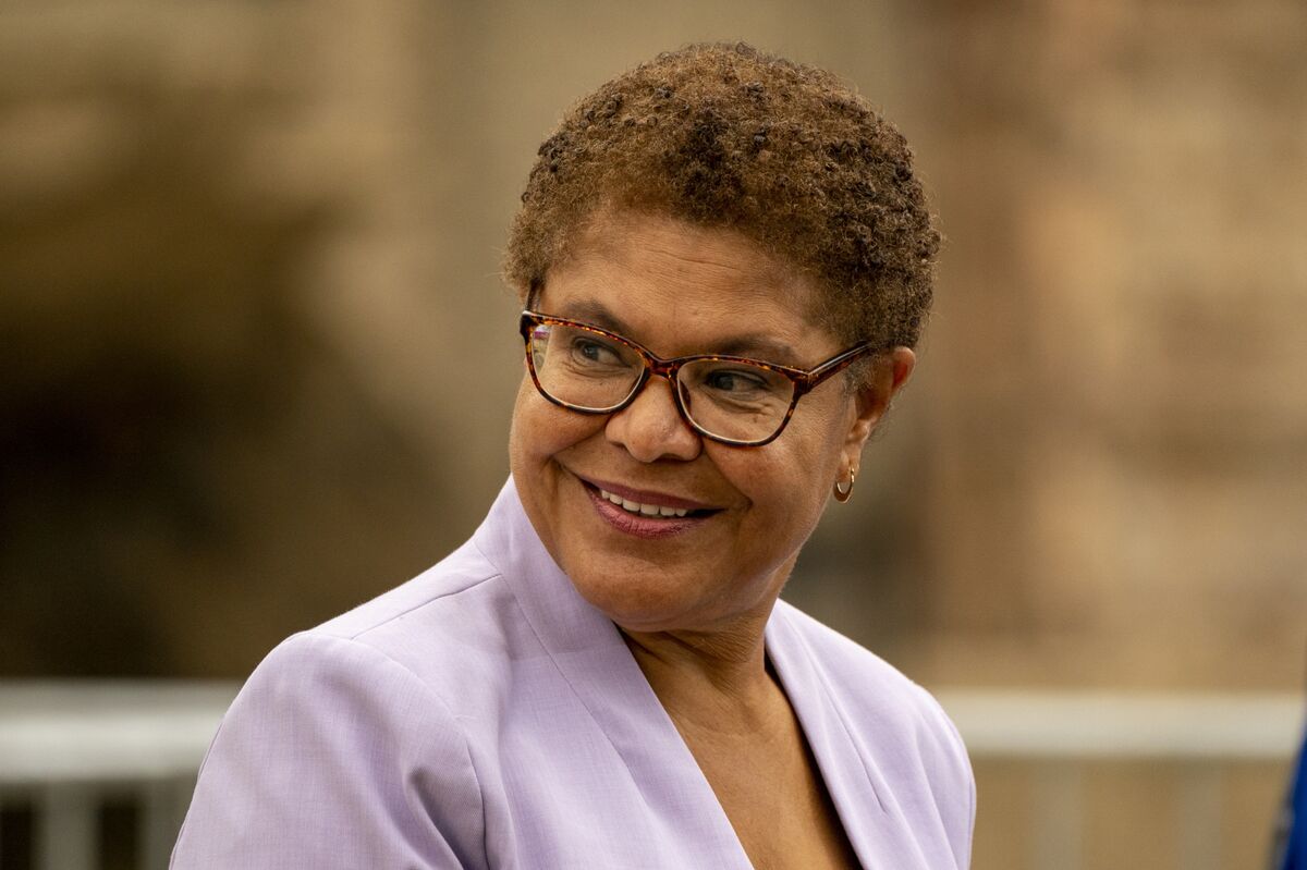 Who Is Karen Bass' Husband? First Woman Elected As Los Angeles Mayor!