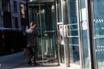 JPMorgan Trading-Floor Staff Return To Office