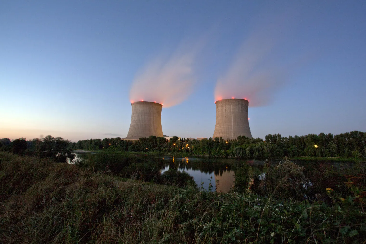 Vapor rises from cooling towers at a nuclear power plant&nbsp;in Saint-Laurent-des-Eaux, France.