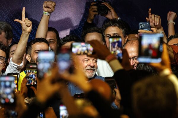 Lula’s Shock Win Stokes Fears Over Brazil’s Financial Fate