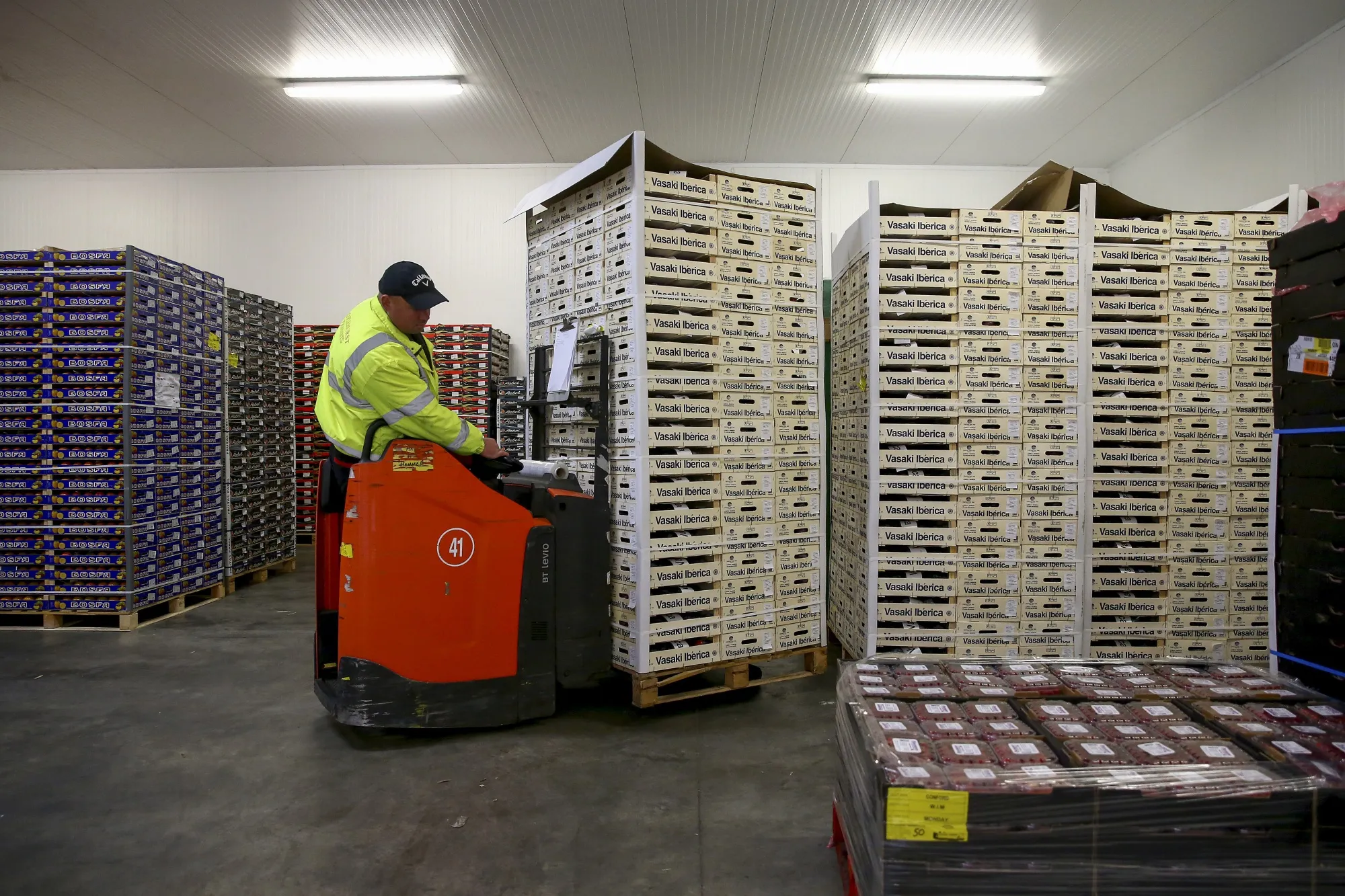 U.K. PM Johnson's Mission in Brussels: Keep Britons Eating Vegetables