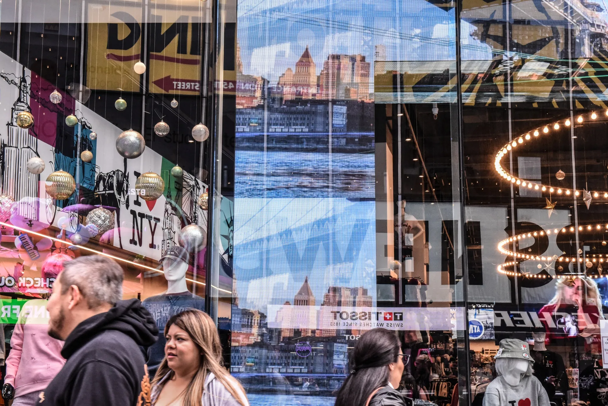 US Economy Grew at a 4.9% Pace Last Quarter The Fastest Since 2021