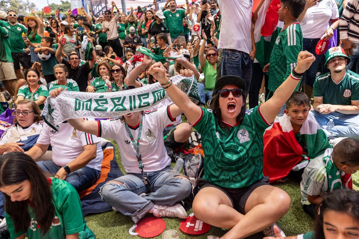 World Cup’s Smooth Start Eases Concerns for Host Nations, FIFA