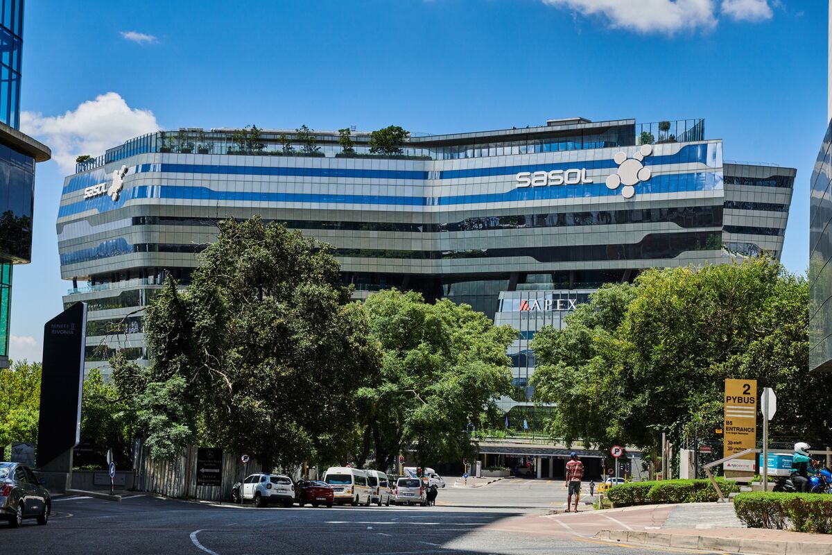 bloomberg.com - Antony Sguazzin - South Africa Is Sleepwalking Toward a Gas Crisis, Businesses Warn