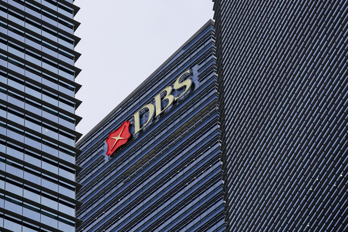 Singapore Gives Crypto License to DBS Unit, Aussie Exchange - Bloomberg