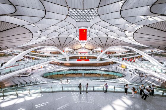 Beijing’s Giant New Airport Helps China Rival U.S. in the Skies
