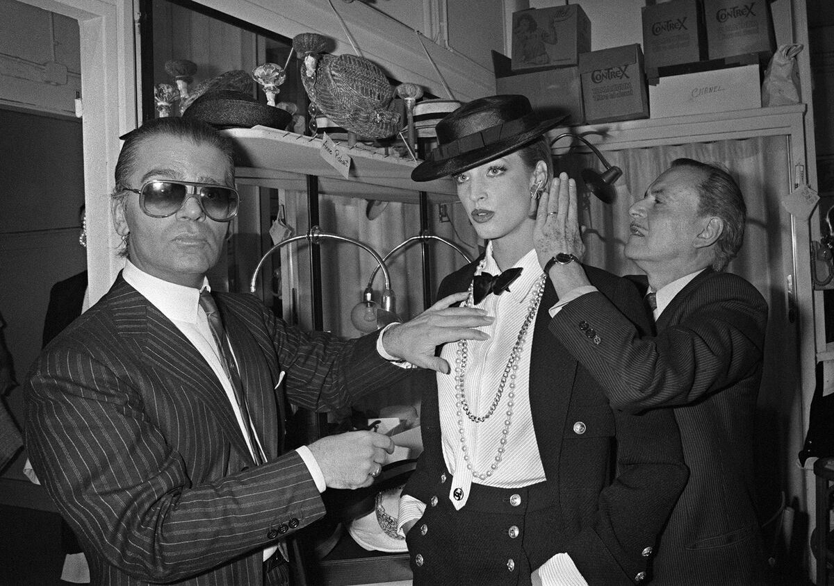 A Look Back At Designer Karl Lagerfeld's Iconic Fashion Career In