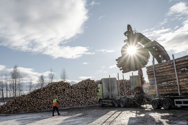 Logging machinery in Sweden
