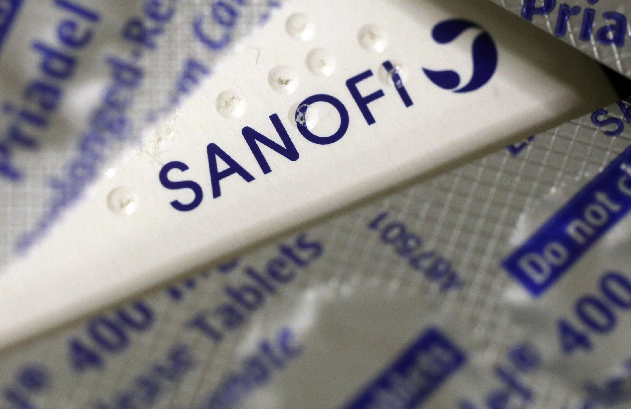 Sanofi Adds Firepower In Exiting $13 Billion Regeneron Stake - Bloomberg