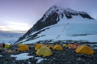 relates to Climate Scientists Turn Mount Everest Into a Lab