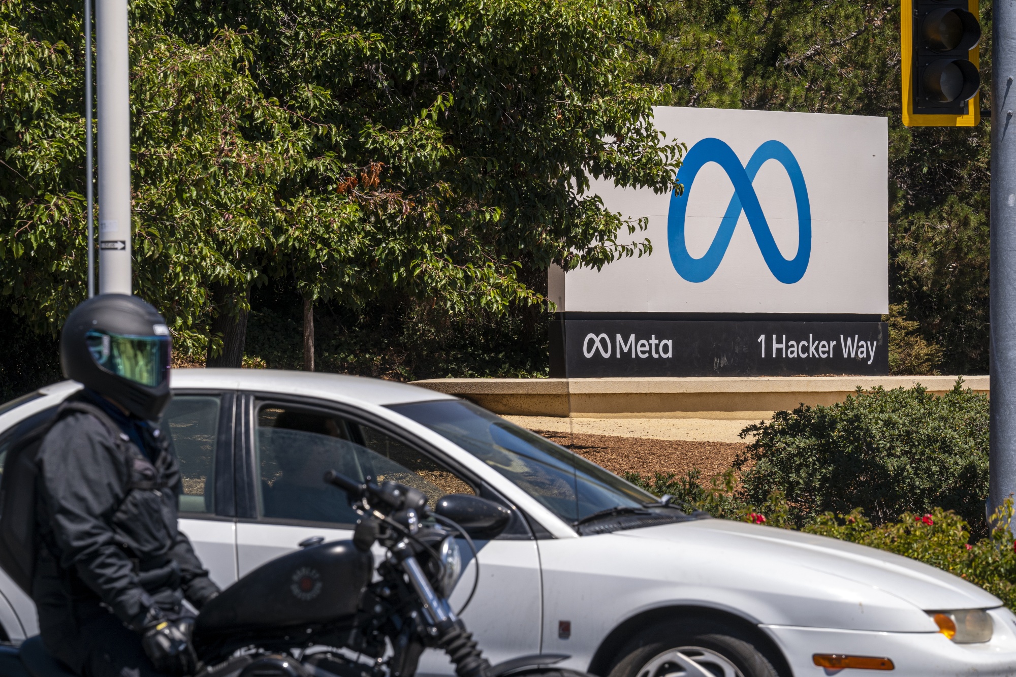 Meta headquarters in Menlo Park, California, US, on Thursday, July 21, 2022. Meta Platforms Inc. is scheduled to release earnings figures on July 27. Photographer: David Paul Morris/Bloomberg