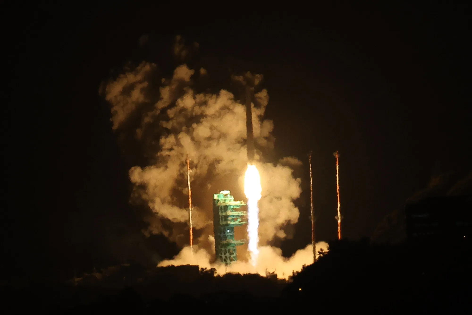 The Nuri rocket lifts off from a launch pad at the Naro Space Center in Goheung, South Korea, on Nov. 27.