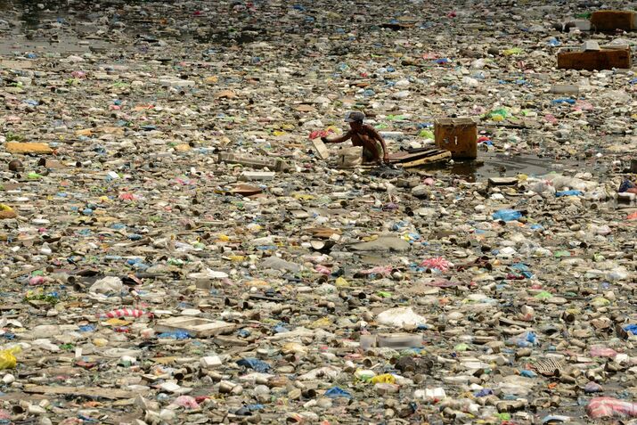 TOPSHOT-PHILIPPINES-ENVIRONMENT-EARTH-DAY