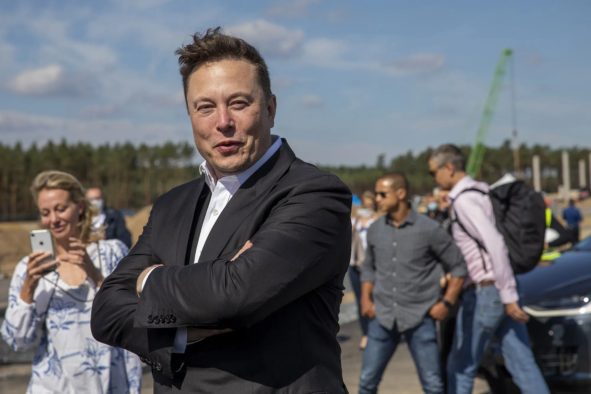 Elon Musk, Philanthropist, Enlisted Poker Star Before Donating Tesla Stock - Bloomberg