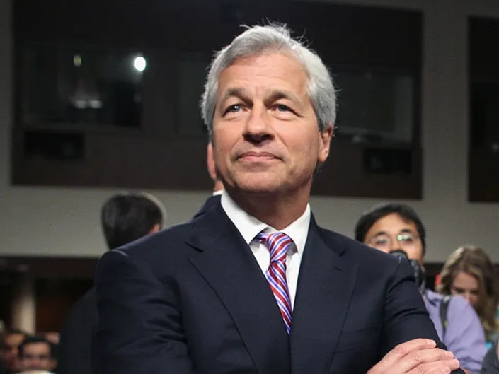 Jamie Dimon and Eaton Corp. CEO Craig Arnold are co-chairs of an initiative to help ex-convicts land jobs at top U.S. companies.&nbsp;