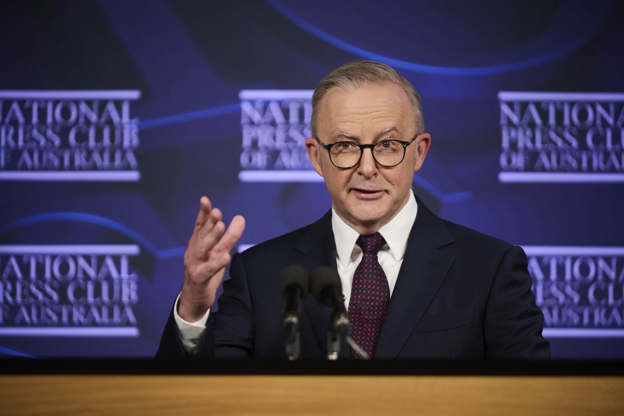 Australia PM Albanese Makes Pitch for Second Term in Power as Polls Waver -  Bloomberg