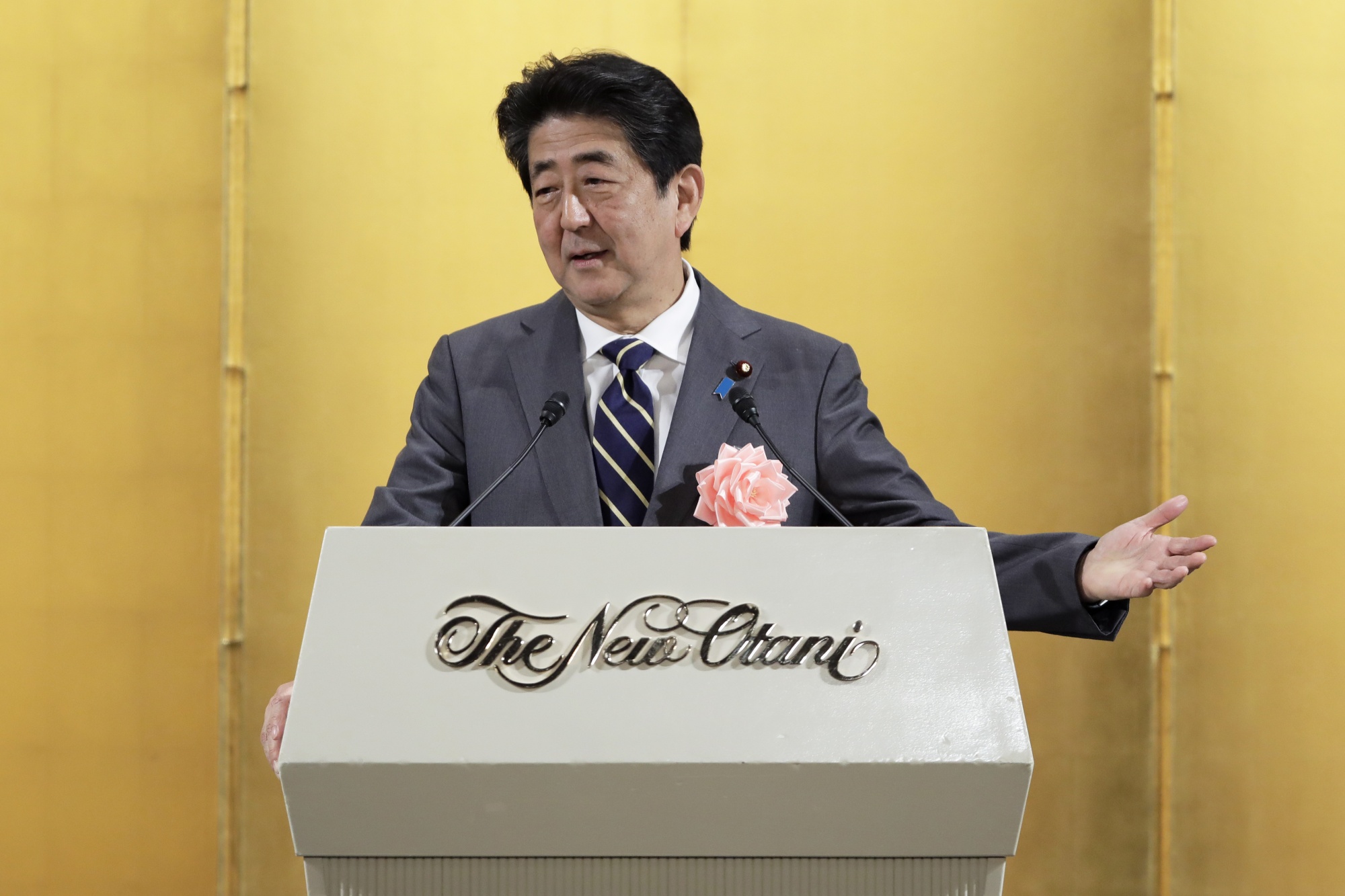 ゴーン被告、逃亡決行日に安倍首相と都内高級ホテルでニアミスか