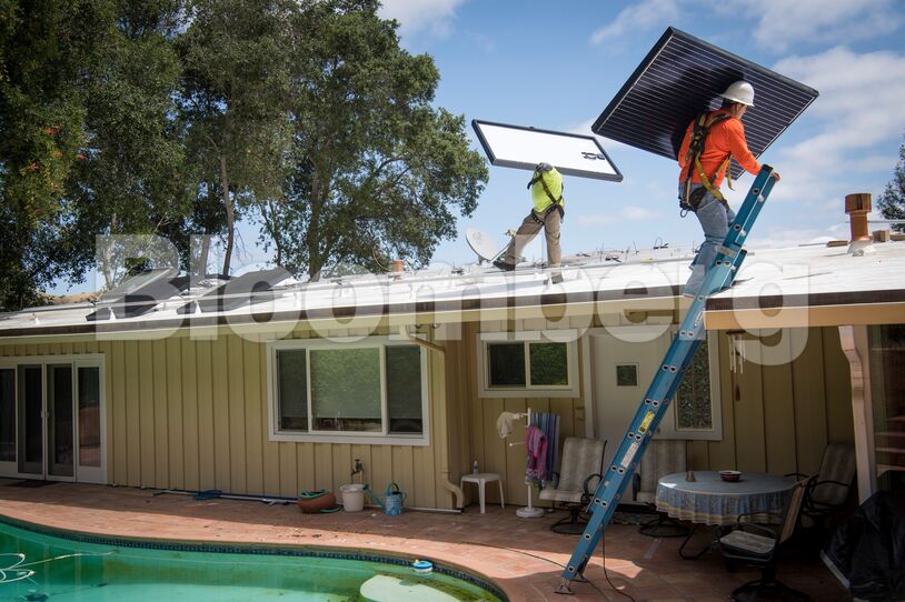 A Solar Panel Retrofit Install As California Becomes First State To Order Solar On New Homes