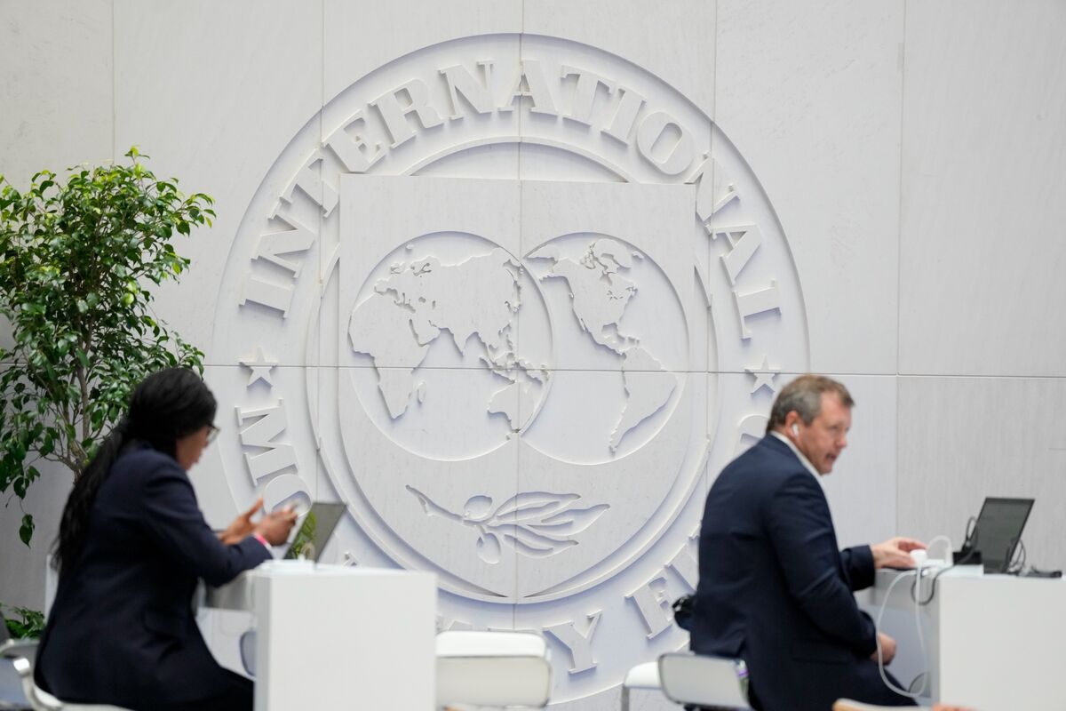 IMF Likely to Alter Classification of India’s Forex Framework