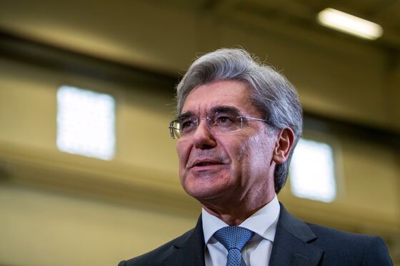 German Industry Slams ‘America First’ After Siemens Is Foiled in Iraq