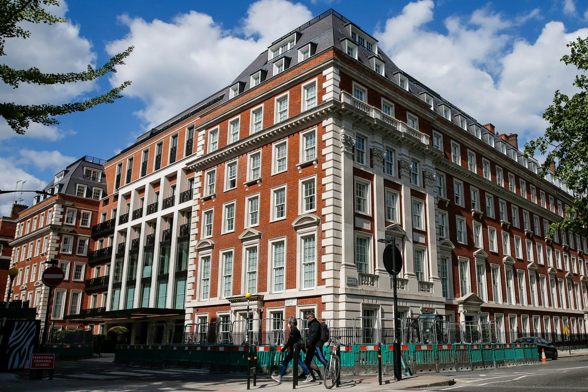 London Luxury Property as Virus Hits Sales