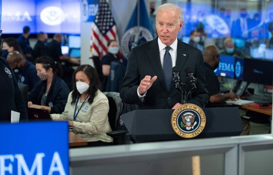 Biden Pledges ‘Full Might’ of U.S. for Gulf Hurricane Recovery