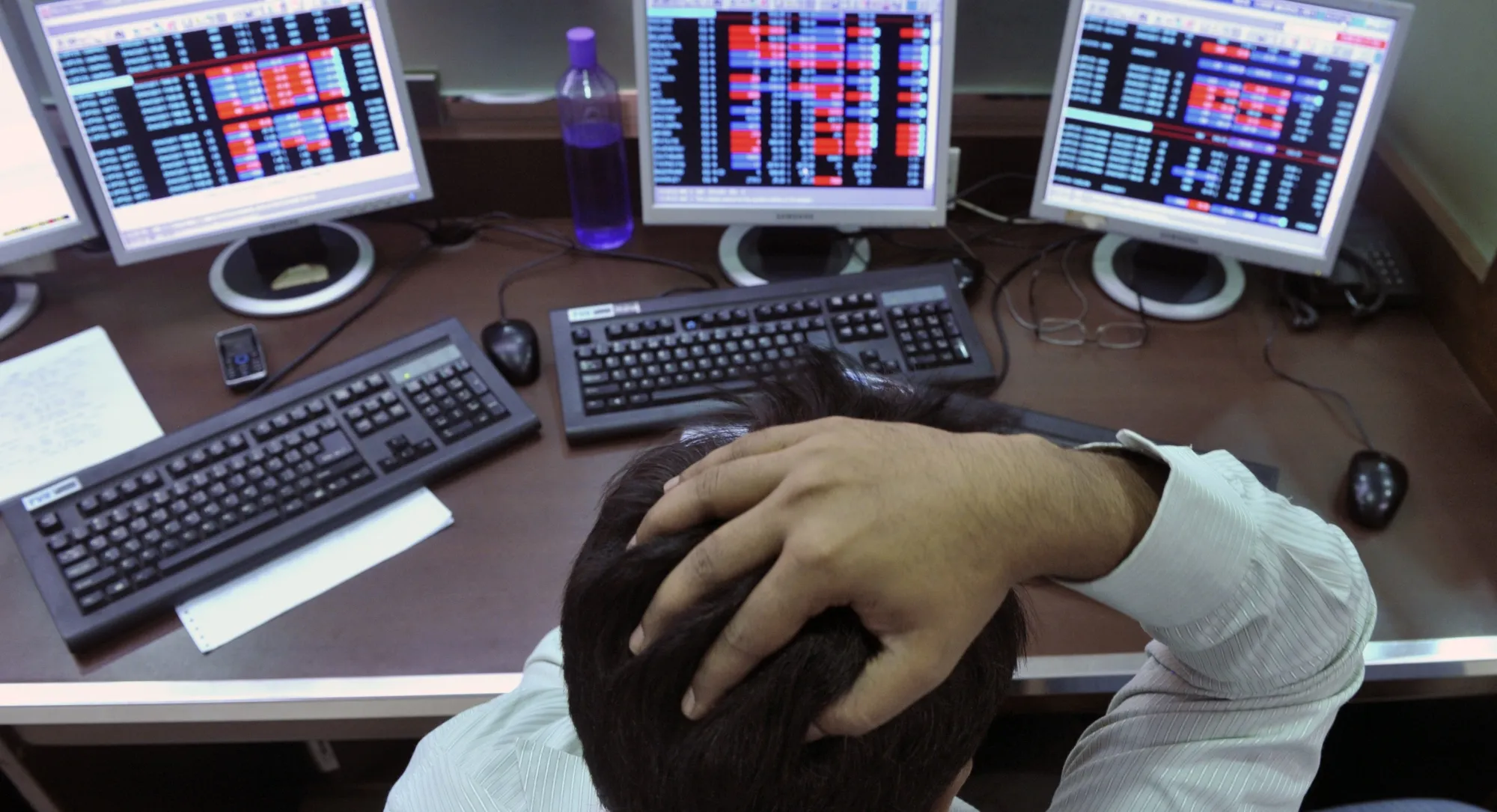 INDIA-ECONOMY-STOCKS