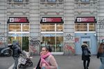 A Banca Monte dei Paschi di Siena SpA bank branch, in Milan, Italy, on Friday, Jan. 24, 2025. Banca Monte dei Paschi di Siena SpA made a surprise offer to acquire larger rival Mediobanca SpA in a deal valued at €13.3 billion, adding a new twist in a series of takeover attempts that are shaking up Italy’s banking industry.