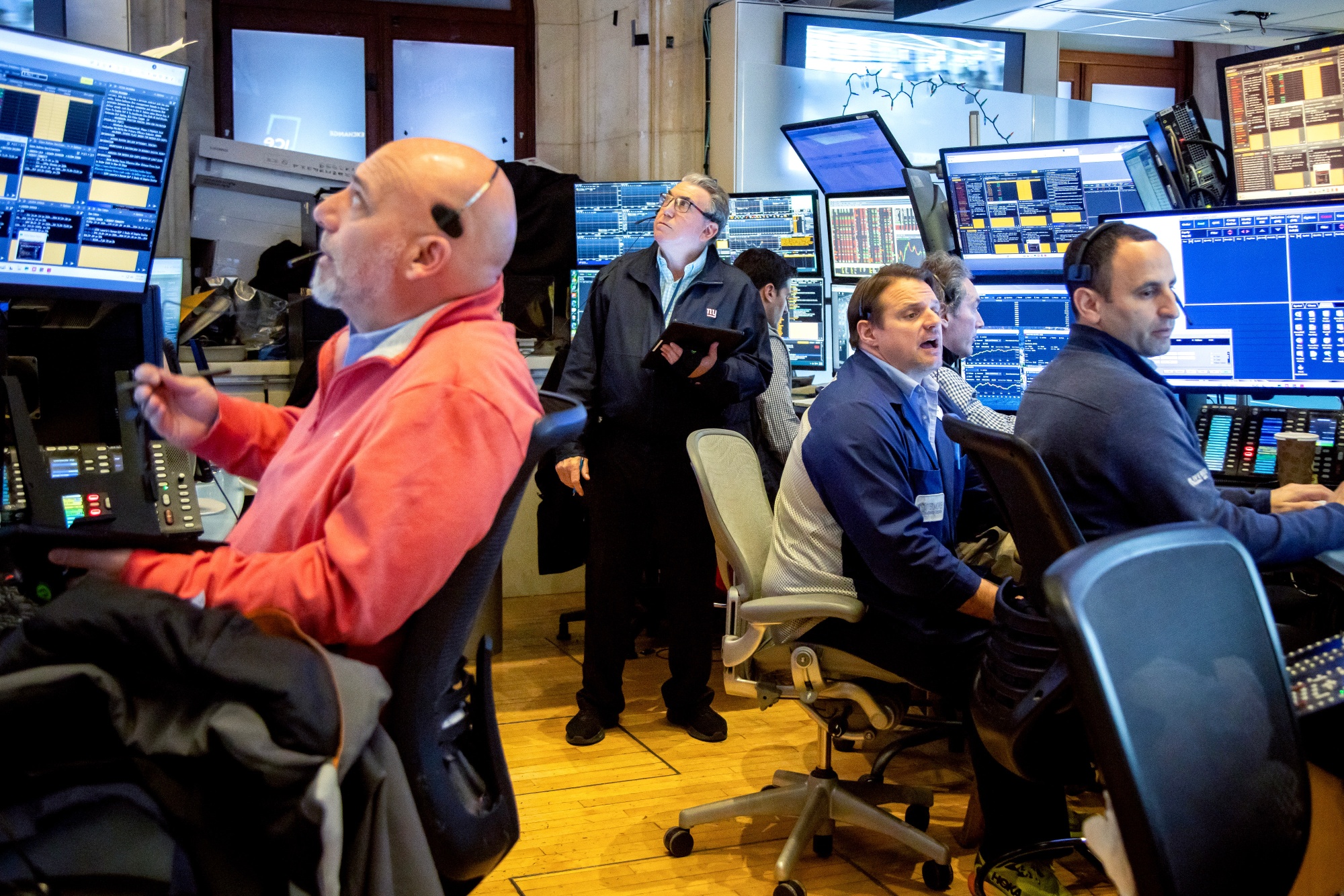 Traders work on the floor of the New York Stock Exchange (NYSE) in New York, US, on Wednesday, April 2, 2025. President Donald Trump's deliberations over his plans to impose reciprocal tariffs are coming down to the wire, with his team said to be still finalizing the level and scope of new import taxes he is slated to unveil on Wednesday afternoon. Photographer Michael Nagle/Bloomberg