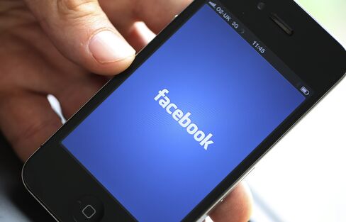 Facebook Rises on Report Saying Ads Gaining: San Francisco Mover