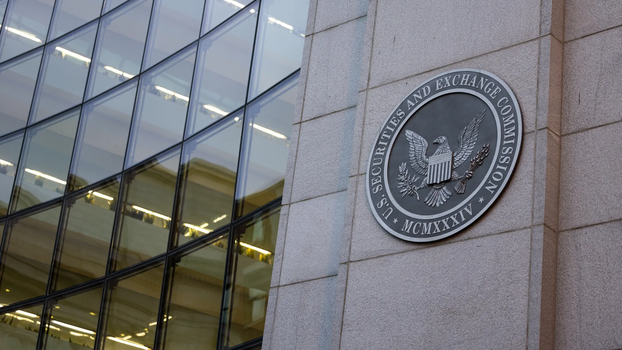 SEC Gives DTCC OK to Tokenize Stocks in Move to Blockchain - Bloomberg