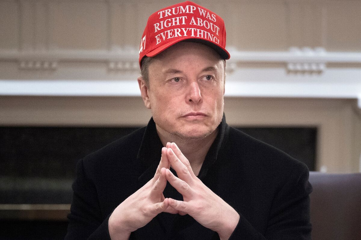 Tesla’s Cure for Musk’s Missteps Is More Musk