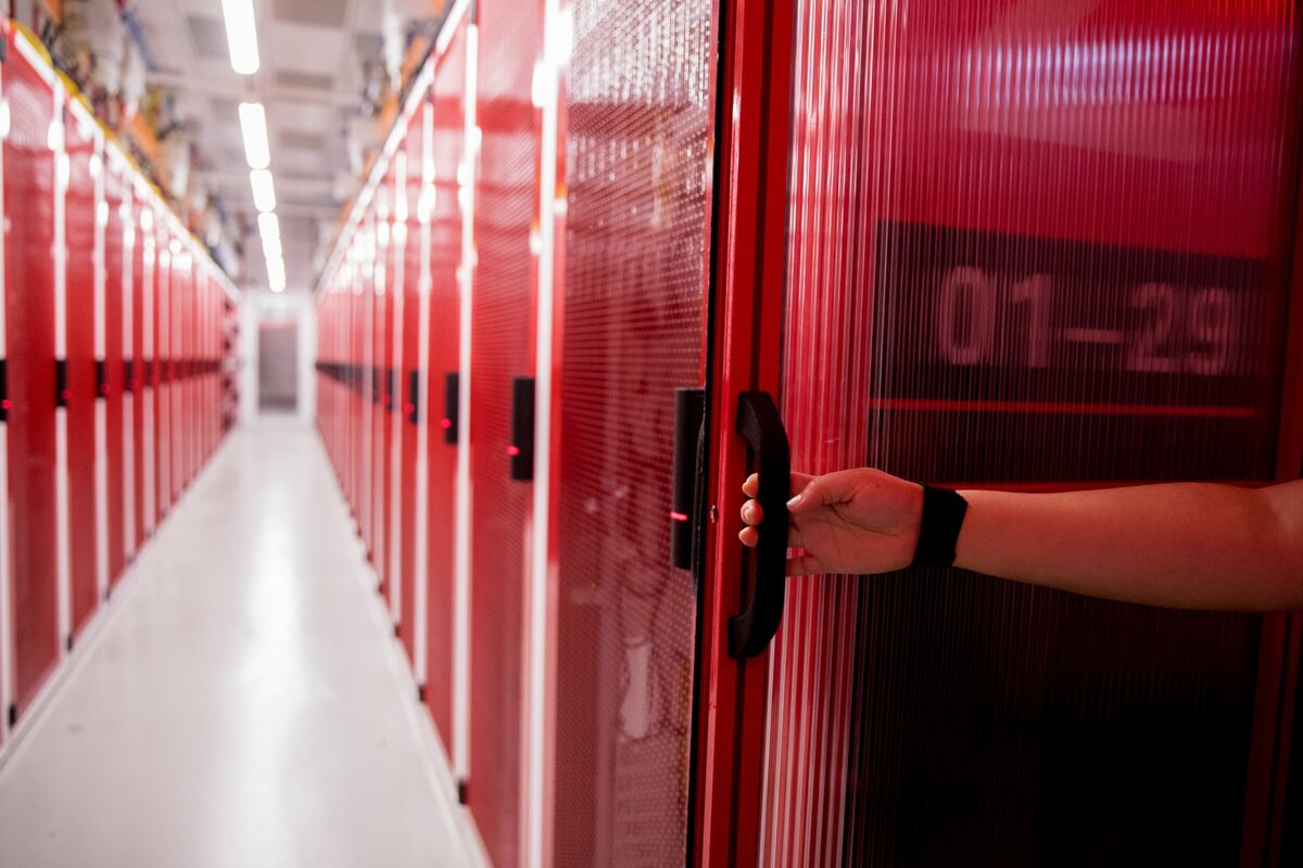 
                            UBS’s Entrepreneur Clients Are Betting on Big Gains From AI