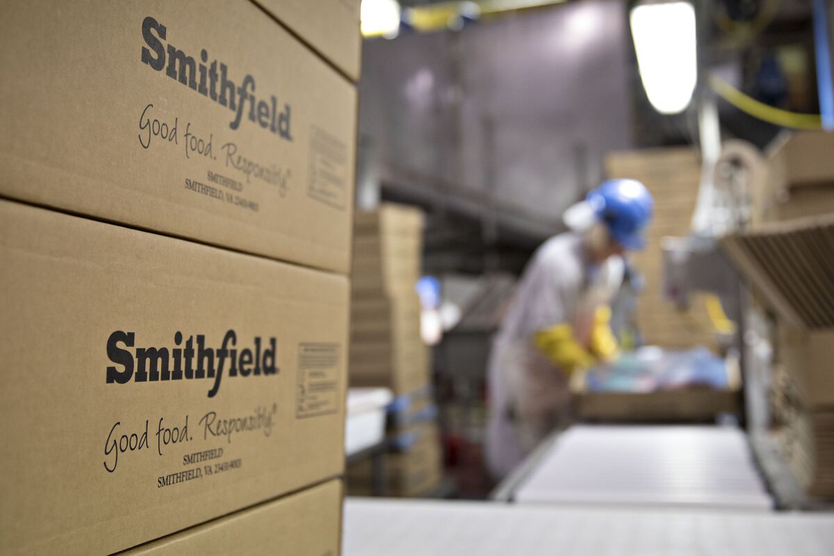 Top Pork Producer Smithfield Makes Room in Freezers for Vaccine Bloomberg