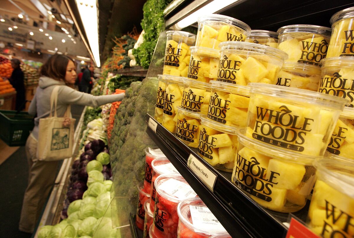 A Food Fight in the Produce Aisle - WSJ