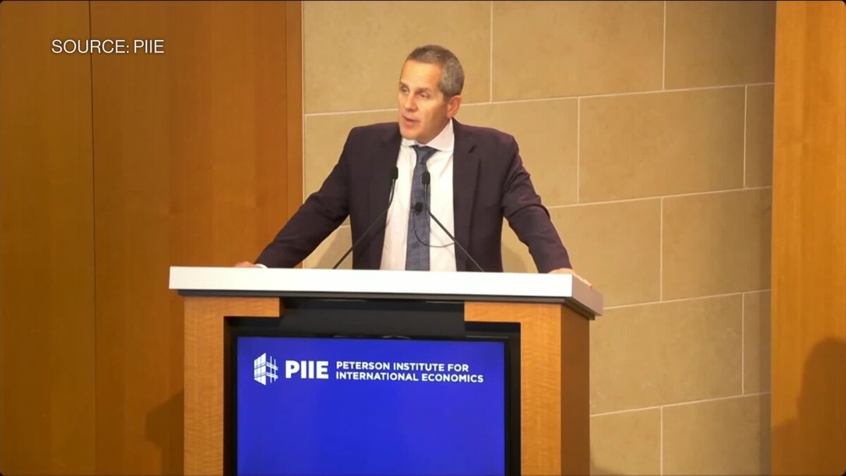⚫️ BLOOMBERG: "Michael Barr: Separare i livelli di capitale bancario dai test di stress per una maggiore personalizzazione"