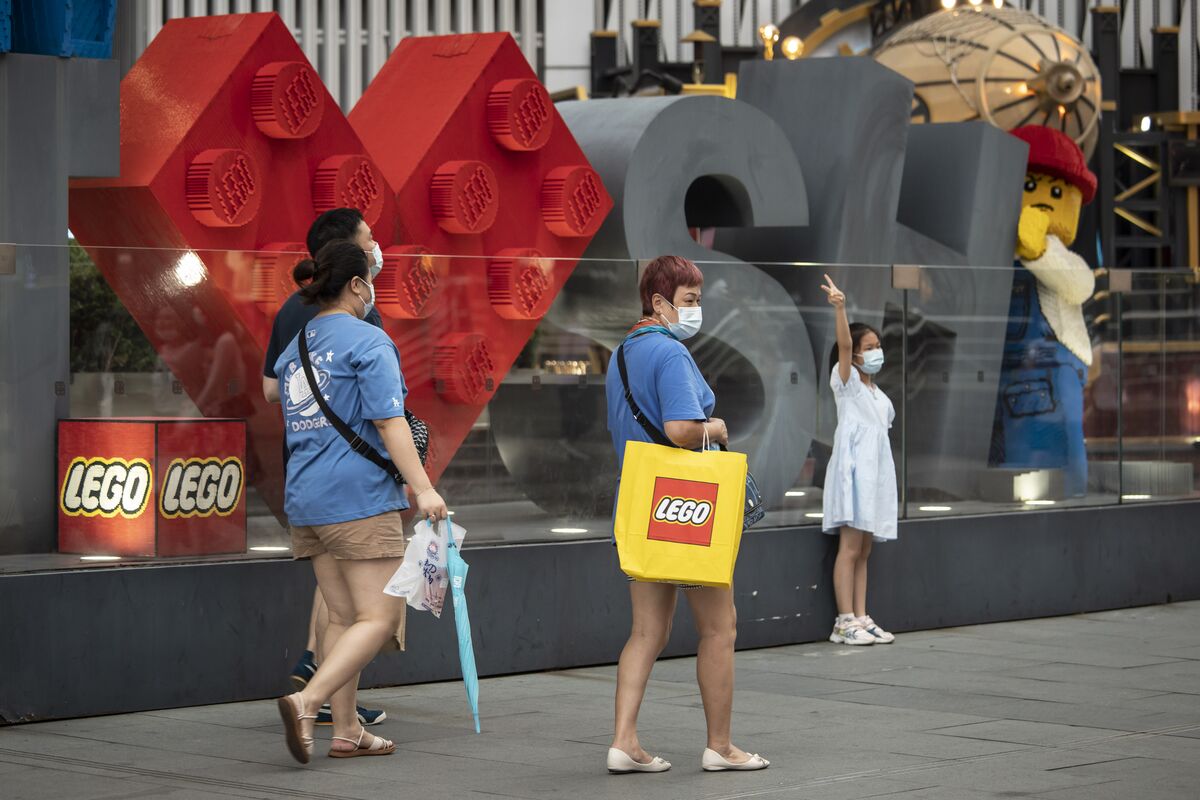 Lego Invests in China to Tap Middle Class Demand - Bloomberg
