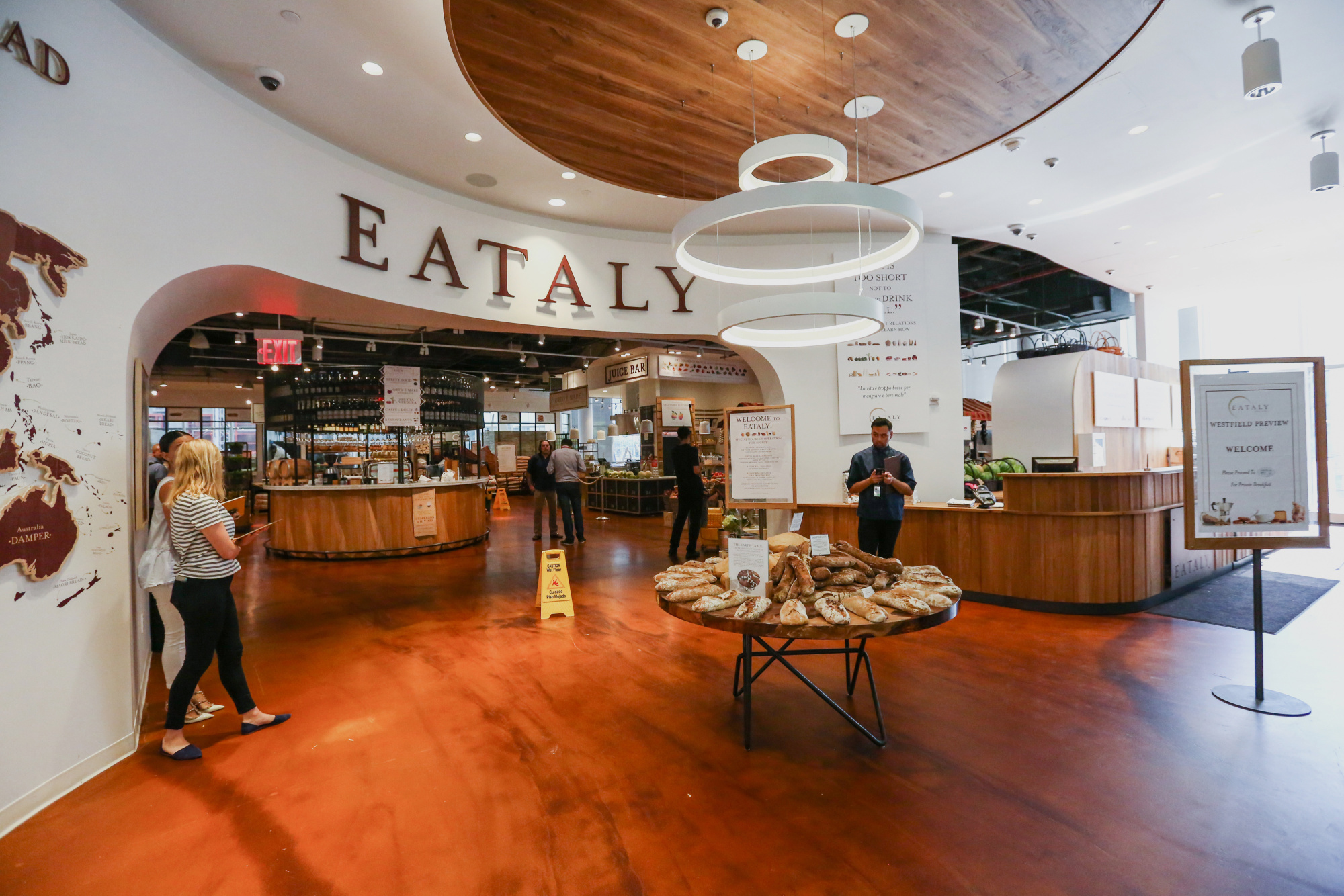 The high-end food chain Eataly, seen here inside the Westfield mall in New York’s&nbsp;World Trade Center complex, is one of many grocery chains that may help American malls&nbsp;survive.