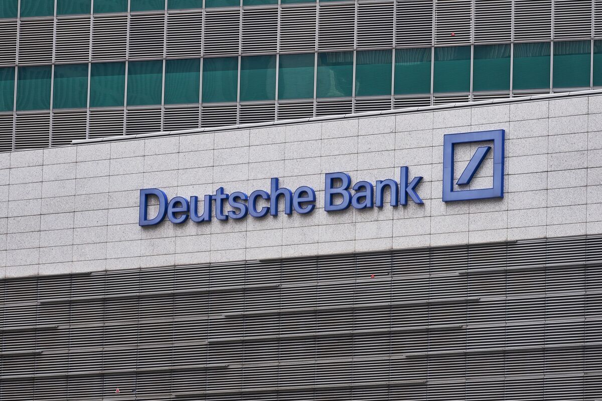 Deutsche Bank (DBK) Names Wynaendts to Succeed Chairman Achleitner -  Bloomberg