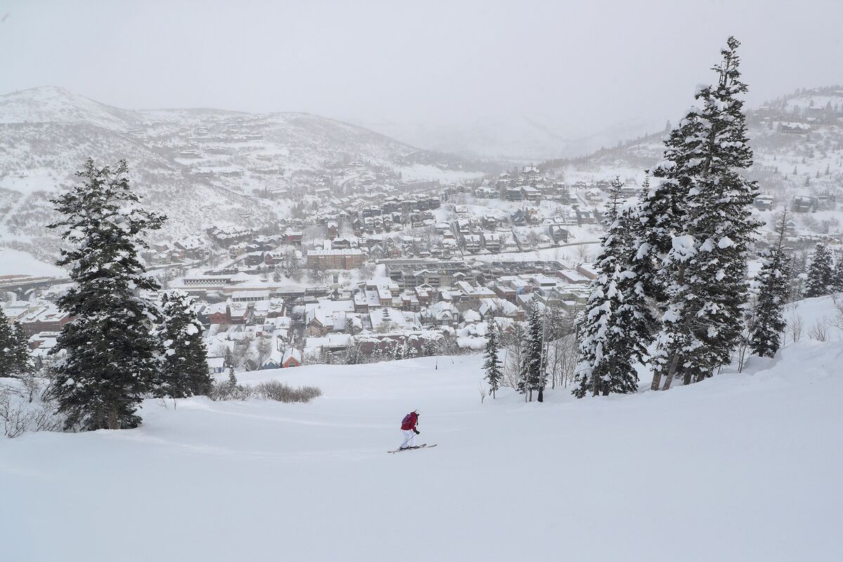 Park City Ski-Area Turns to Luxury Dirt Deal Ahead of Olympics