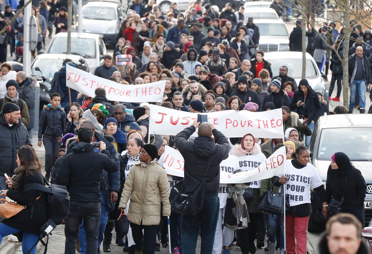 Paris Suburb Tense After Police Officers Charged With Rape - Bloomberg